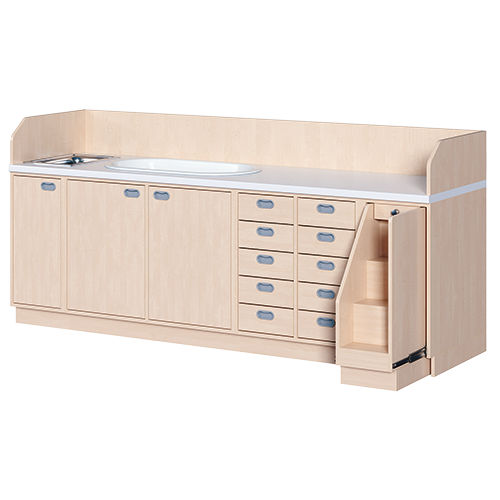 Wickelkommode, dreireihig zuzüglich Badewanne und Waschbecken B/H/T: 249x113x91,5 cm, Ausziehbarer Aufstieg rechts, 10 Schübe und Badewanne, Waschbecken links