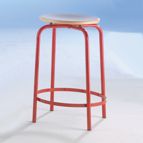 Vierfuß-Hocker mit umlaufender Fußraste Sitzhöhe 51 cm, Gestellfarbe nach Wahl